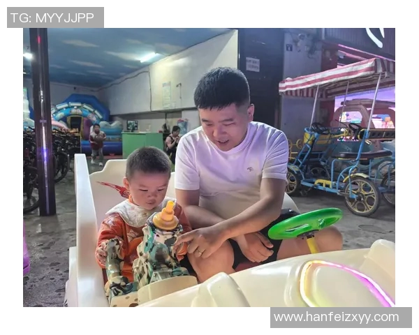 爆笑足球球星带娃日常引热议亲子时光秒变欢乐大片 爆笑足球球星带娃日常引热议亲子时光秒变欢乐大片