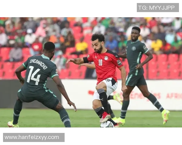 中韩巅峰对决聚焦足球球星技艺与团队精神较量 中韩巅峰对决聚焦足球球星技艺与团队精神较量