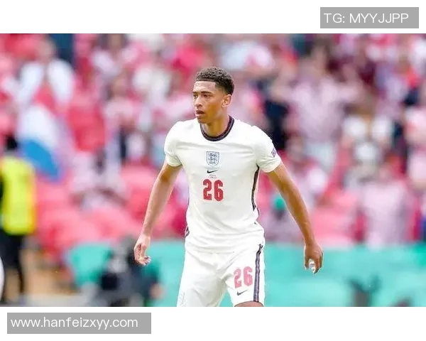 全球足球排名第十位球星是谁 其表现和影响力如何影响赛场格局